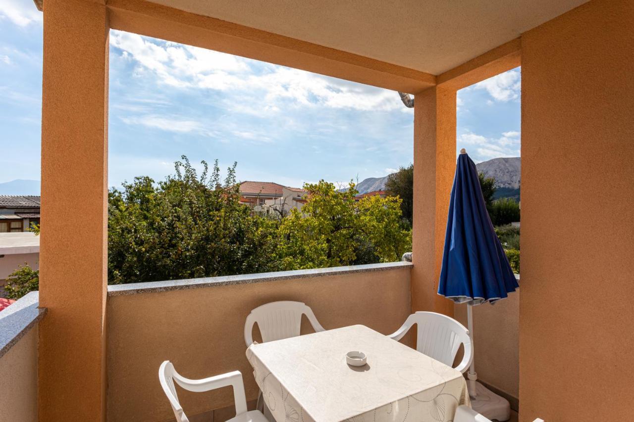 Apartments Crnekovic IV Baška Buitenkant foto