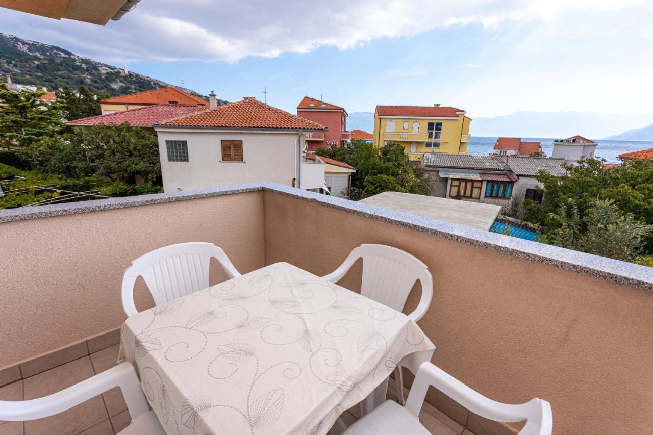 Apartments Crnekovic IV Baška Buitenkant foto