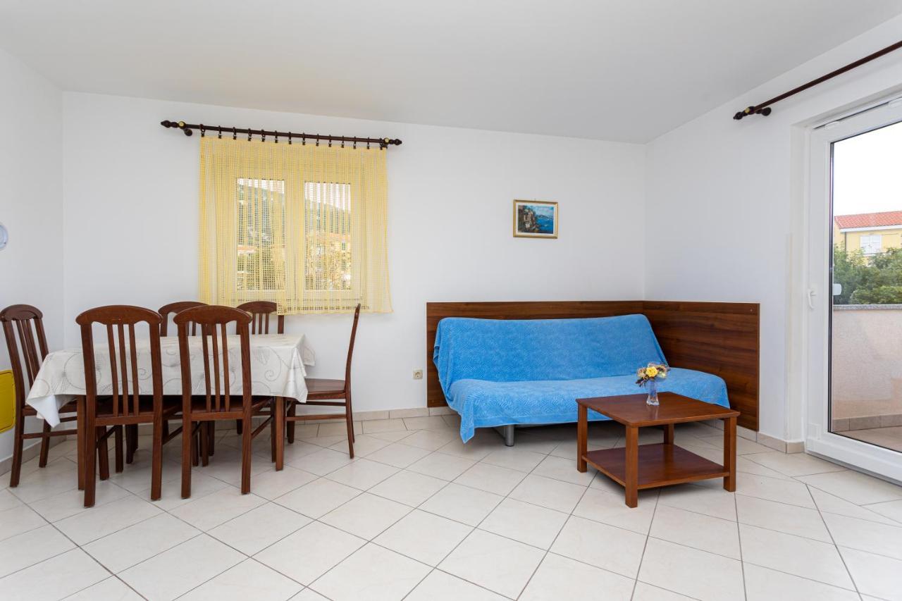 Apartments Crnekovic IV Baška Buitenkant foto